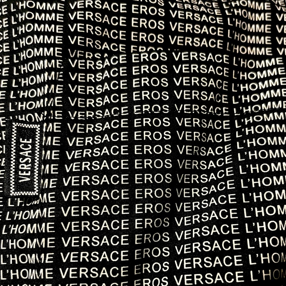 Versace Men’s black logo print poplin shirt (neck size 16) L